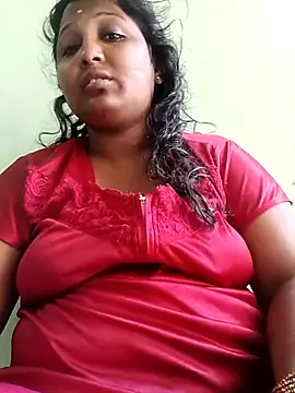 Snapshot of tamilkaviya431 chatting on 05.06.26 tamilkaviya431 online show from 05.06.26