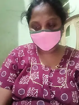 Snapshot of tamilkaviya431 chatting on 06.04.26 tamilkaviya431 online show from 06.04.26