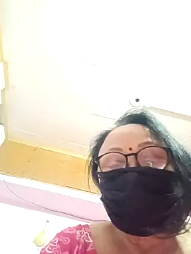 Snapshot of Hot-Mou11 chatting on 03.05.26 Hot-Mou11 online show from 03.05.26