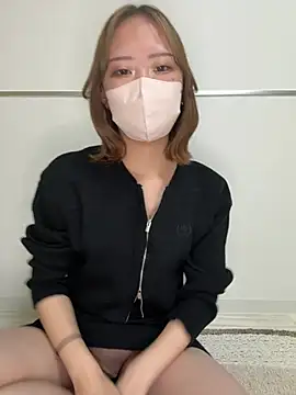 Snapshot of YUNA-66 chatting on 02.20.26 YUNA-66 online show from 02.20.26