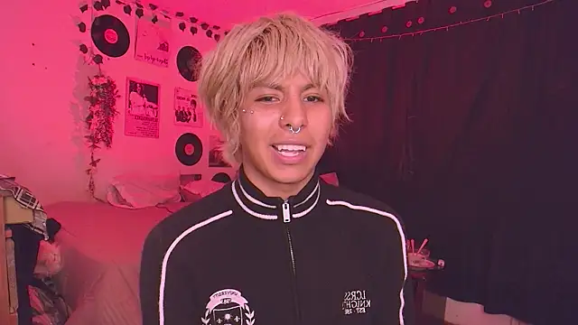 Snapshot of prince_oliverr chatting on 02.17.26 prince oliverr online show from 02.17.26