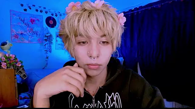 Snapshot of prince_oliverr chatting on 02.19.26 prince oliverr online show from 02.19.26