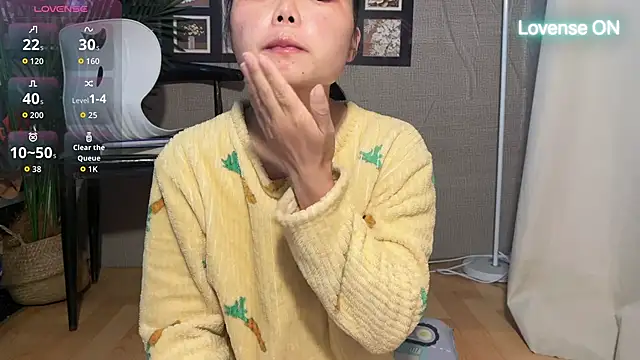 xiaosu22 online show from 04.30.26