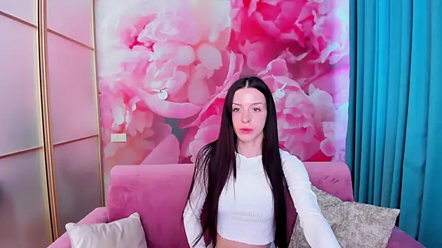 NoirDiva online show from 06.05.26