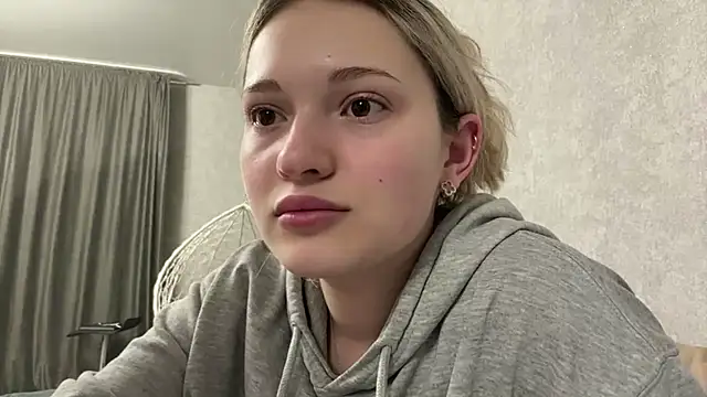 Linaceleste online show from 03.11.26