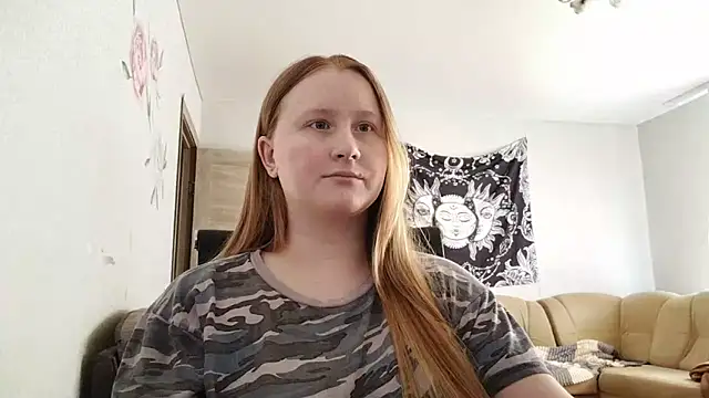AnikaLipps online show from 04.28.26