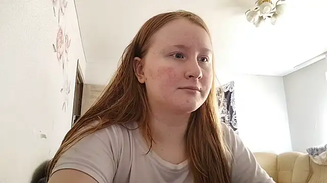 AnikaLipps online show from 06.06.26