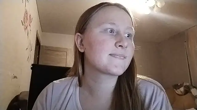 AnikaLipps online show from 06.07.26