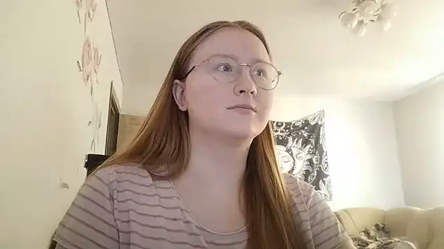 AnikaLipps online show from 06.26.26
