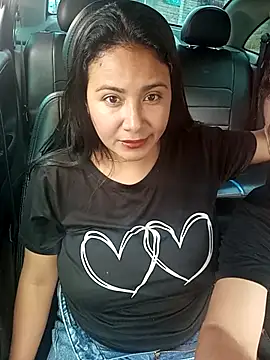Snapshot of Gissele_Rubi chatting on 03.18.26 Gissele Rubi online show from 03.18.26
