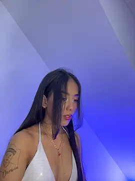 Snapshot of LunaVelour13 chatting on 07.17.26 LunaVelour13 online show from 07.17.26