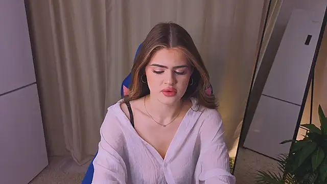 404CUTIE  online show from 05.05.26