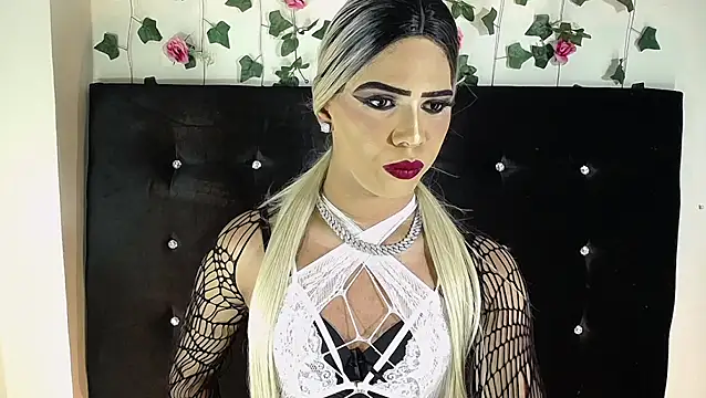 Kristal Queen01 online show from 04.25.26
