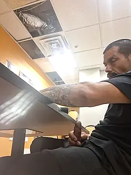 cocky210 online show from 04.23.26