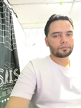 Snapshot of angel_leon01 chatting on 02.17.26 angel leon01 online show from 02.17.26