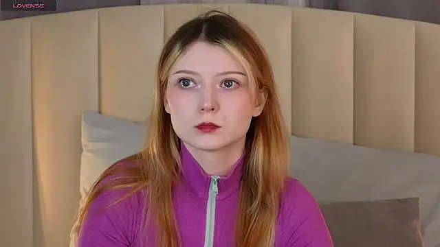 AlyssFrost online show from 04.23.26