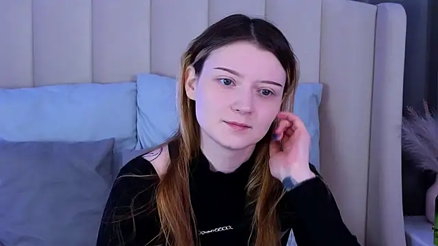 AlyssFrost online show from 07.29.26