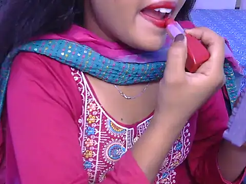 Snapshot of its-taniya chatting on 06.19.26 its-taniya online show from 06.19.26