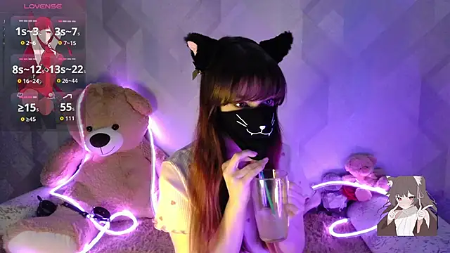 llonaMask online show from 03.08.26