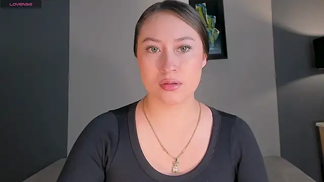 AmyRosse X online show from 04.28.26