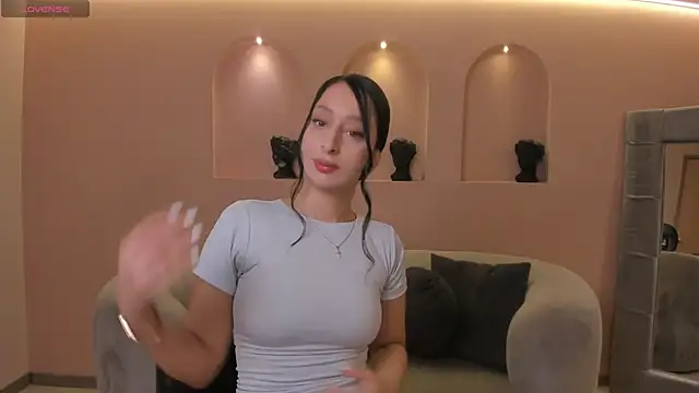 AmaraDivine online show from 02.20.26