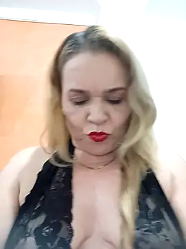 charlotte milf30 online show from 04.28.26