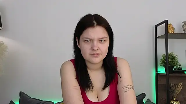 DeliaEffy online show from 02.19.26