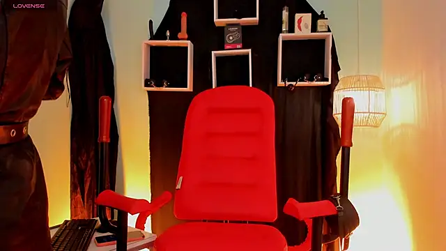 Maximoking26 online show from 06.16.26