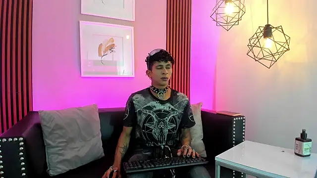 Maximoking26 online show from 07.21.26