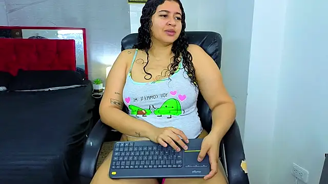 goodgirlxxl online show from 06.10.26