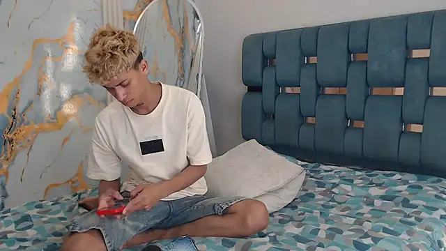 GOLD BOYS online show from 04.17.26