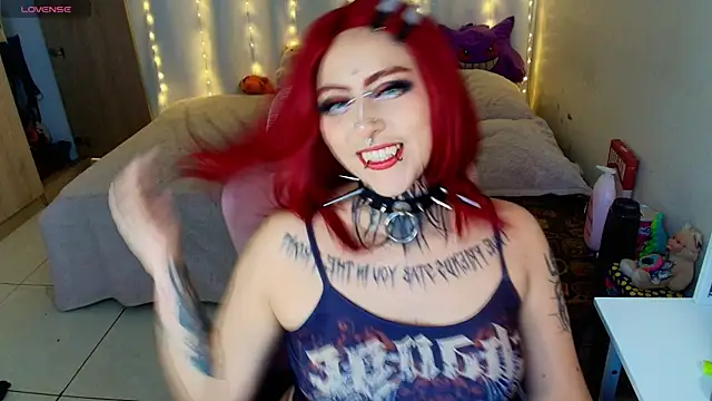 maliciaXpoison online show from 04.30.26