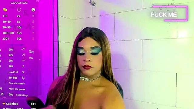 cristal villael  online show from 02.17.26