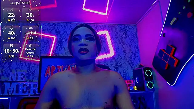 cristal villael  online show from 02.28.26