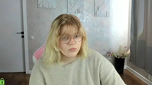 luna c0ra online show from 04.29.26