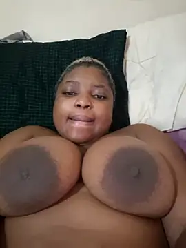 SweetDarkBrownie online show from 03.17.26