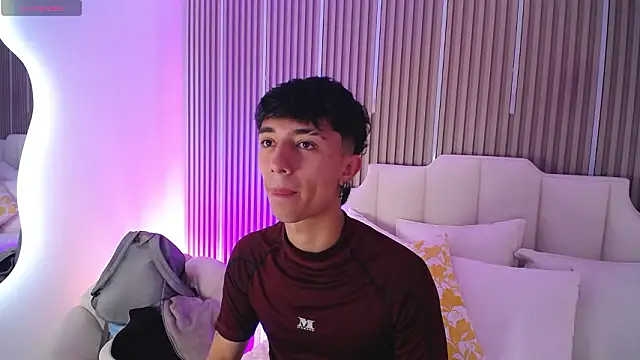 Aiden Rivers  online show from 02.27.26