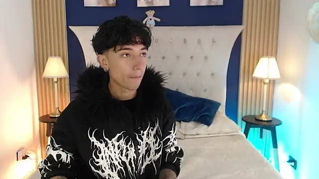 Aiden Rivers  online show from 07.01.26