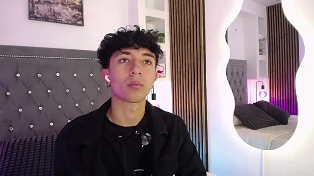 Aiden Rivers  online show from 07.30.26