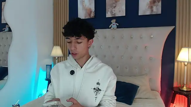 Aiden Rivers  online show from 08.03.26