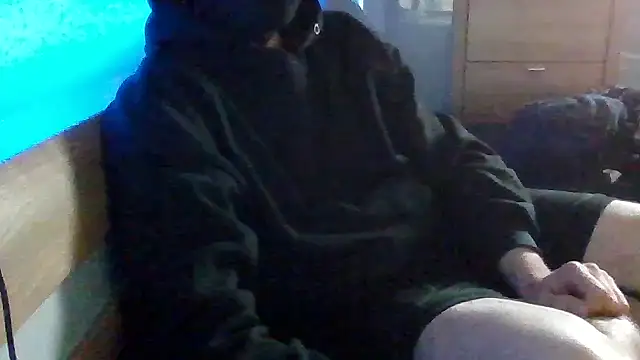 Snapshot of Blackklu chatting on 03.29.26 Blackklu online show from 03.29.26