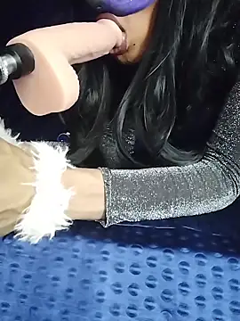 Snapshot of TRANSY_WITH_GIRL chatting on 02.17.26 TRANSY WITH GIRL online show from 02.17.26