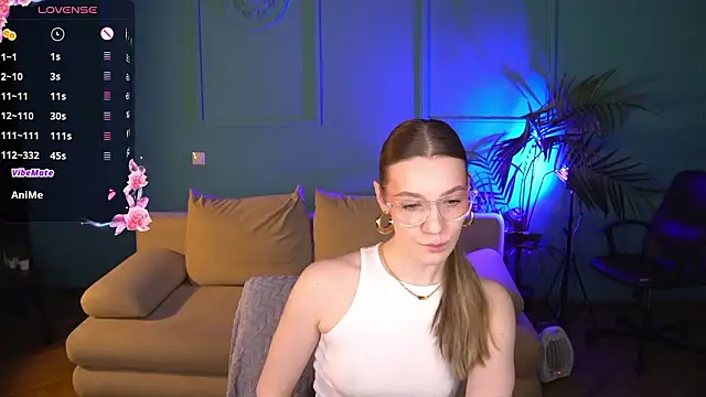 Vanessa  Lui online show from 03.08.26