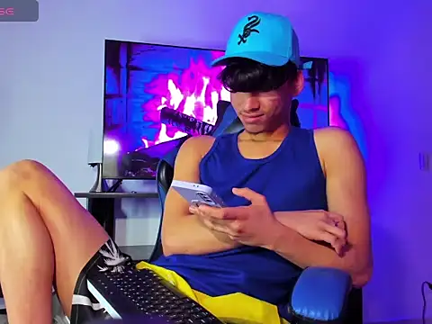 Lyam Russo online show from 03.11.26