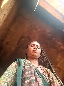 Snapshot of Hot_re83 chatting on 03.10.26 Hot re83 online show from 03.10.26