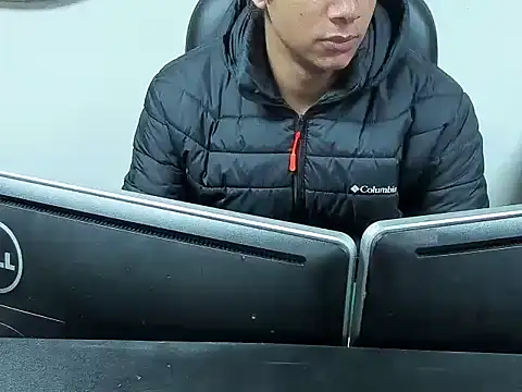 Snapshot of AnthuanBig chatting on 04.03.26 AnthuanBig online show from 04.03.26