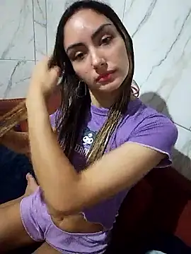 Larinhacat online show from 03.14.26