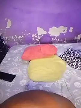 Snapshot of Botanyberry chatting on 03.27.26 Botanyberry online show from 03.27.26