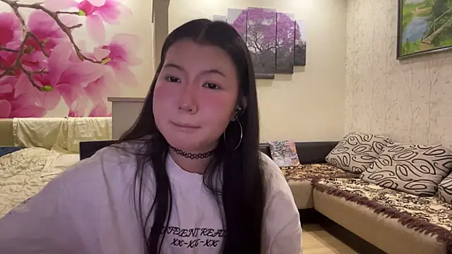 MaeRaads online show from 04.28.26