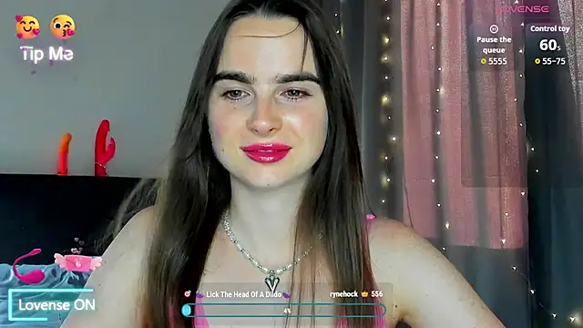 Snapshot of megann_fox2 chatting on 07.04.26 megann fox2 online show from 07.04.26